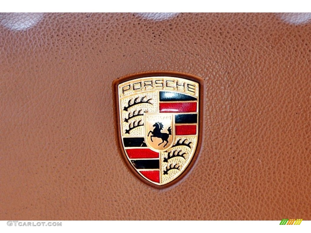 2004 Porsche Cayenne Tiptronic Marks and Logos Photos