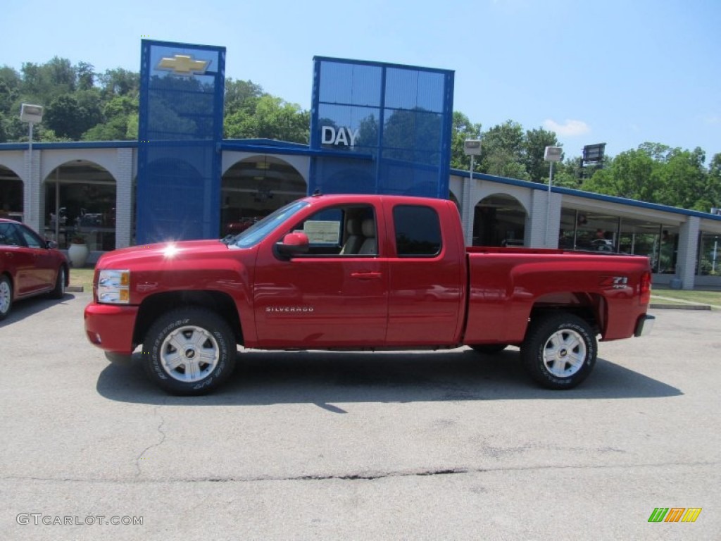 2013 Silverado 1500 LT Extended Cab 4x4 - Victory Red / Light Cashmere/Dark Cashmere photo #2