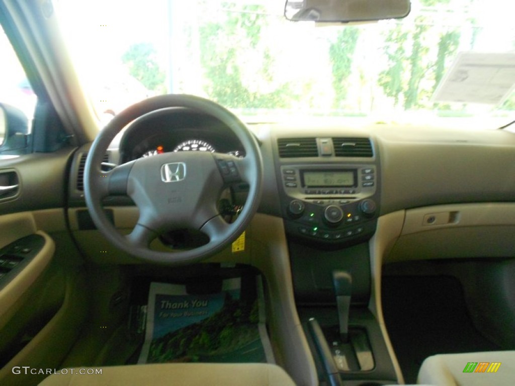 2007 Accord Value Package Sedan - Taffeta White / Ivory photo #5