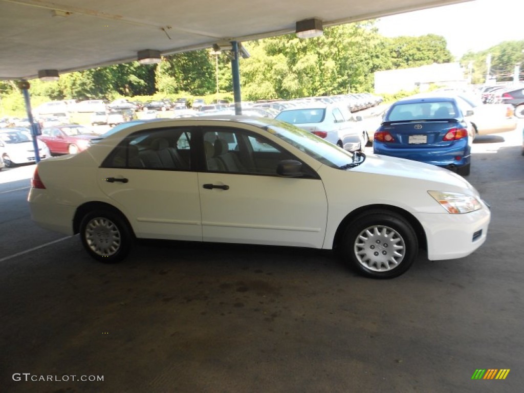 2007 Accord Value Package Sedan - Taffeta White / Ivory photo #28