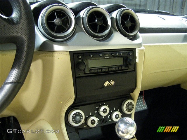 2005 Ferrari 612 Scaglietti Standard 612 Scaglietti Model Controls Photo #67650