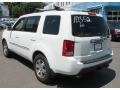 Taffeta White - Pilot Touring 4WD Photo No. 10