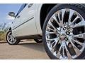 White Diamond - Escalade ESV AWD Photo No. 14