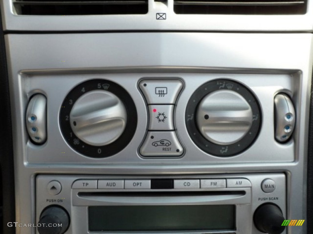 2007 Chrysler Crossfire Roadster Controls Photo #67653067