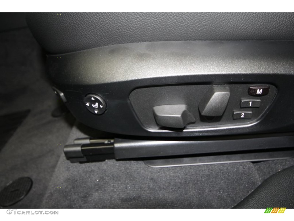 2013 X3 xDrive 35i - Black Sapphire Metallic / Black photo #15