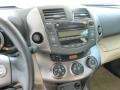 Super White - RAV4 V6 4WD Photo No. 13