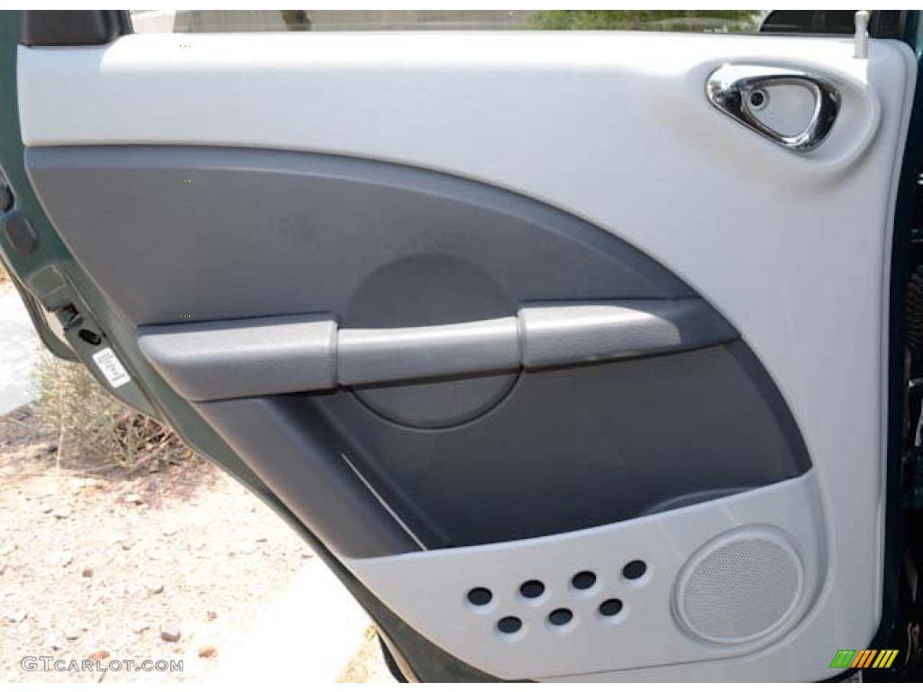 2009 Chrysler PT Cruiser Touring Door Panel Photos