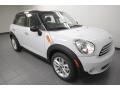 Light White - Cooper Countryman Photo No. 6