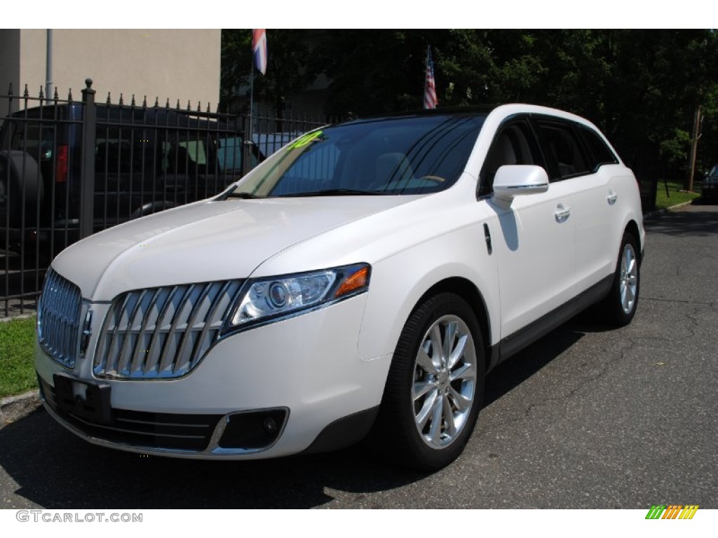 2010 MKT AWD EcoBoost - White Platinum Metallic Tri-Coat / Light Stone photo #1