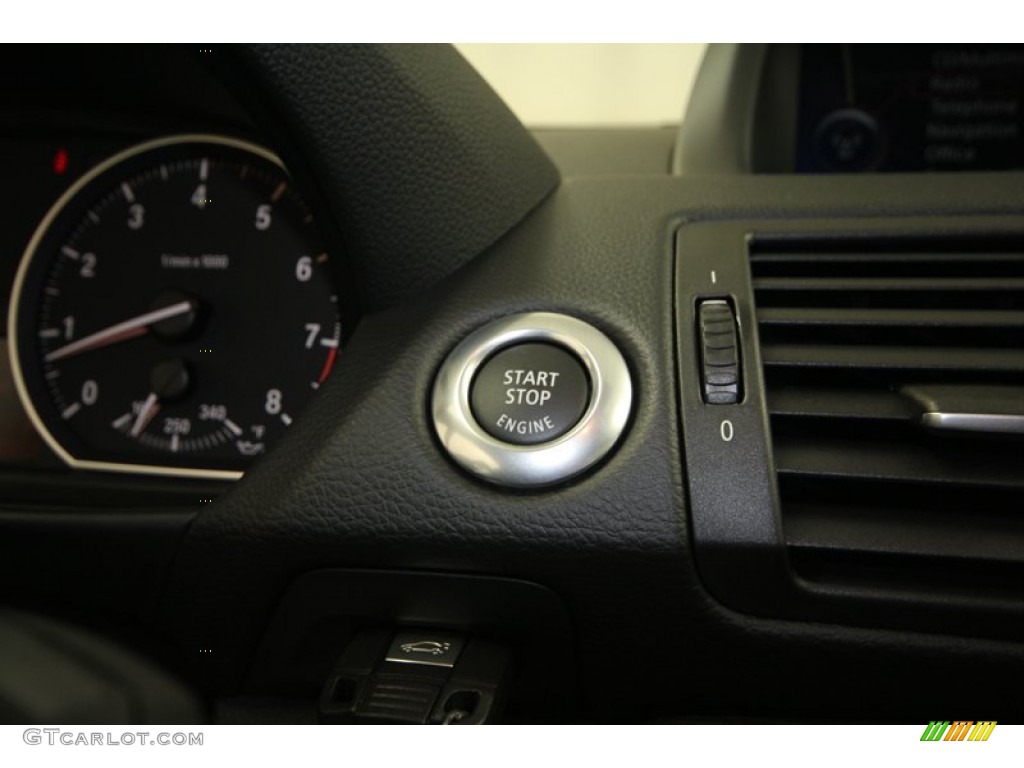 2012 1 Series 135i Convertible - Black Sapphire Metallic / Black photo #22