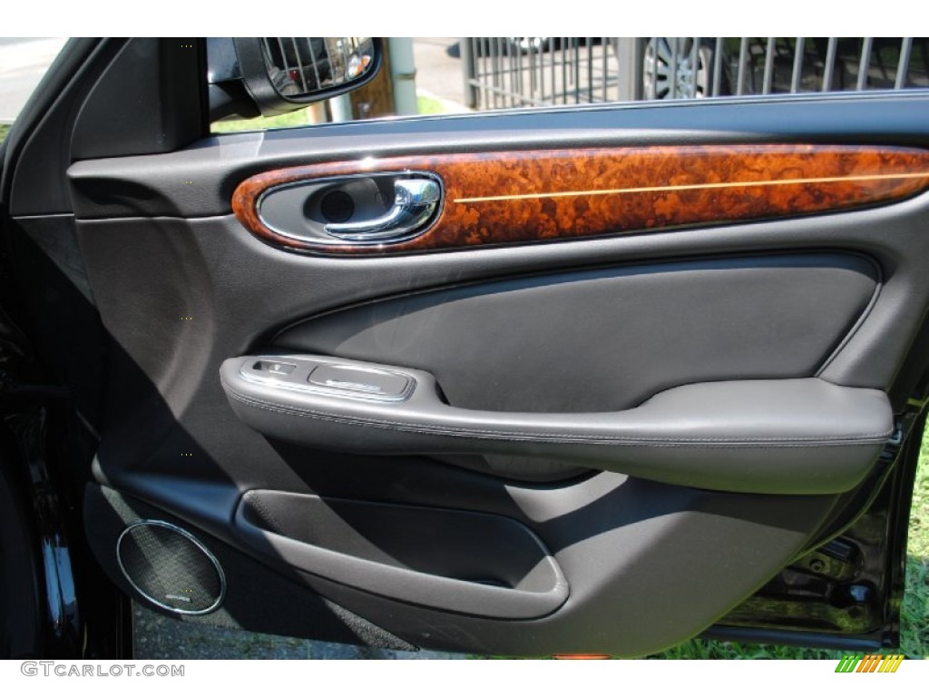 2008 Jaguar XJ Vanden Plas Charcoal Door Panel Photo #67661293