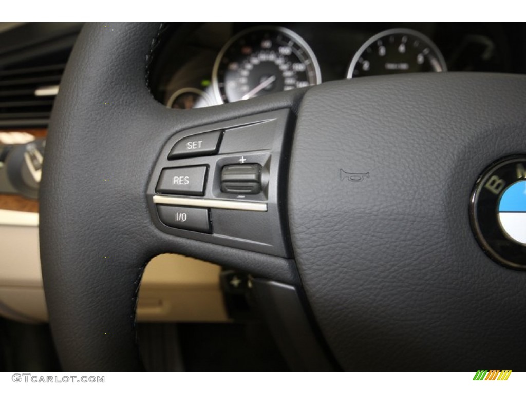 2012 BMW 5 Series 528i Sedan Controls Photo #67661623