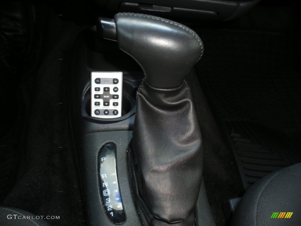 2003 Chevrolet Blazer LS ZR2 4x4 Transmission Photos