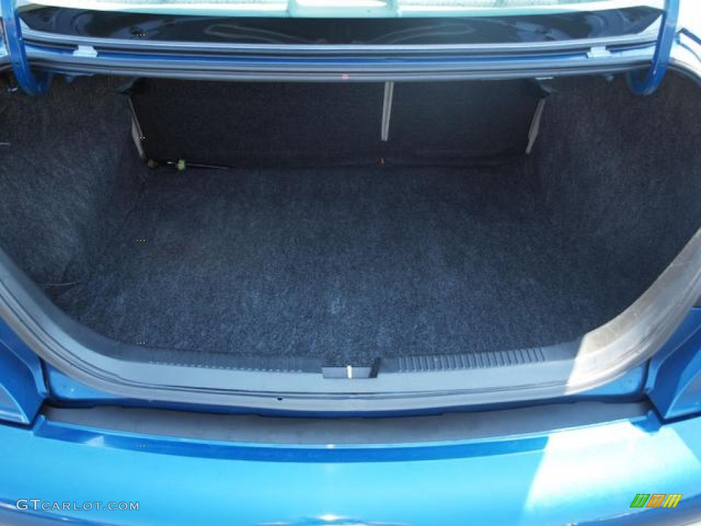 1999 Ford Escort LX Sedan Trunk Photos