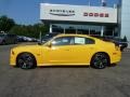 Stinger Yellow - Charger SRT8 Super Bee Photo No. 2