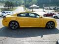 Stinger Yellow - Charger SRT8 Super Bee Photo No. 6