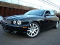 Ebony Black - XJ XJ8 L Photo No. 1