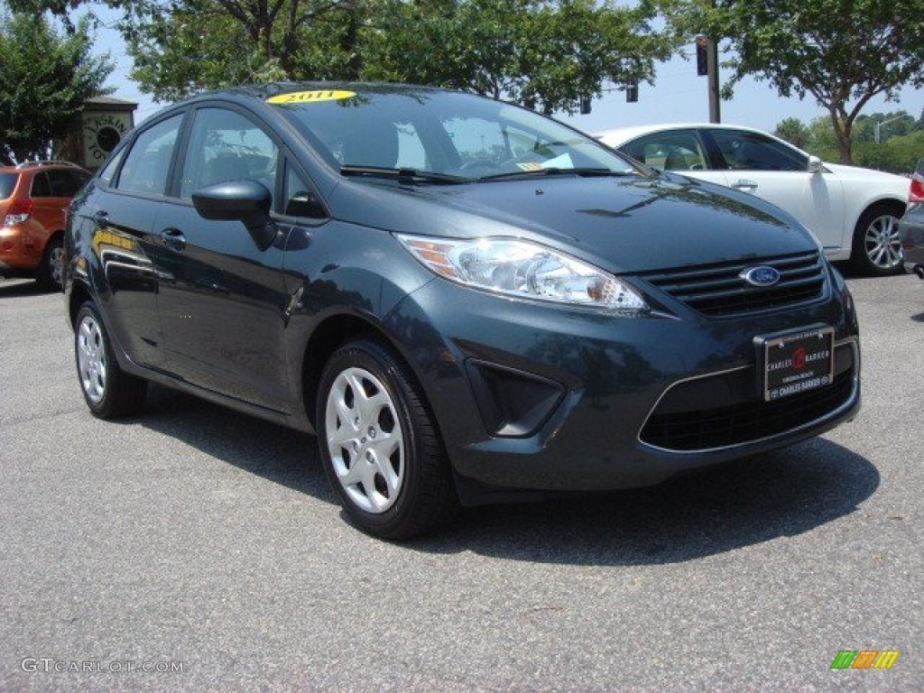 2011 Fiesta S Sedan - Monterey Grey Metallic / Light Stone/Charcoal Black Cloth photo #1