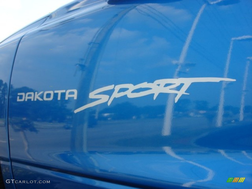 2001 Dodge Dakota Sport Regular Cab Marks and Logos Photos