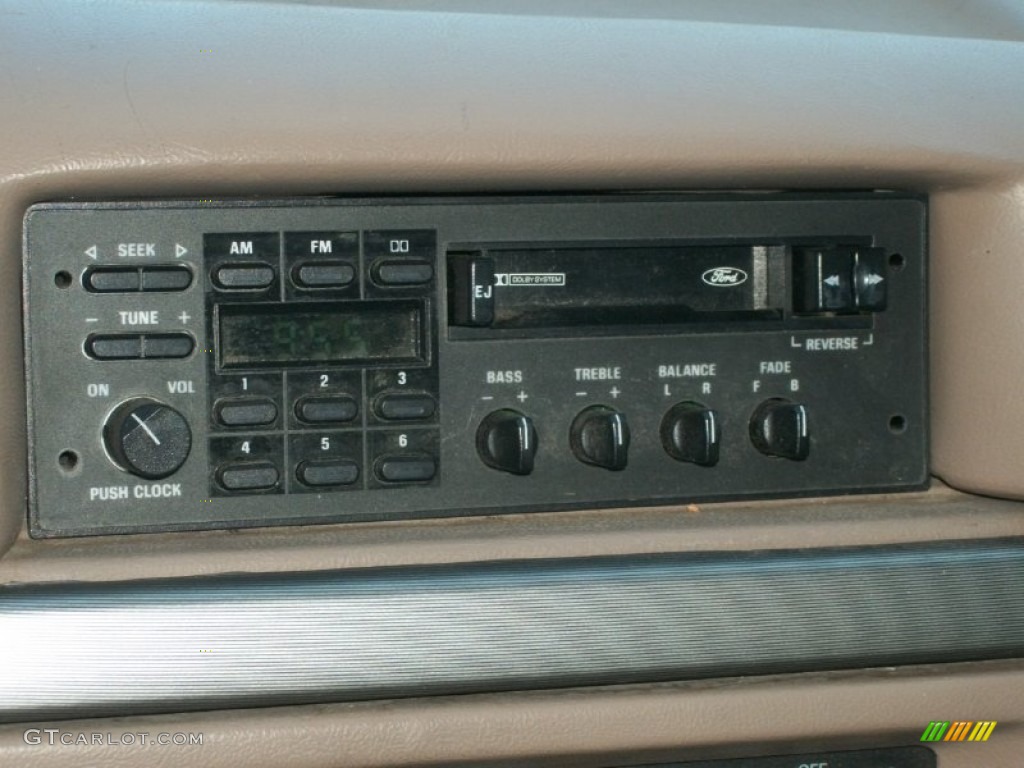 1992 Ford F250 XLT Extended Cab Audio System Photo #67673812