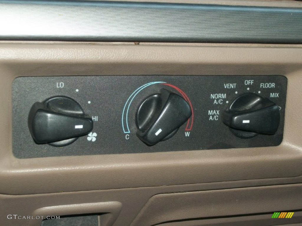 1992 F250 XLT Extended Cab - Mocha Frost Metallic / Beige photo #17