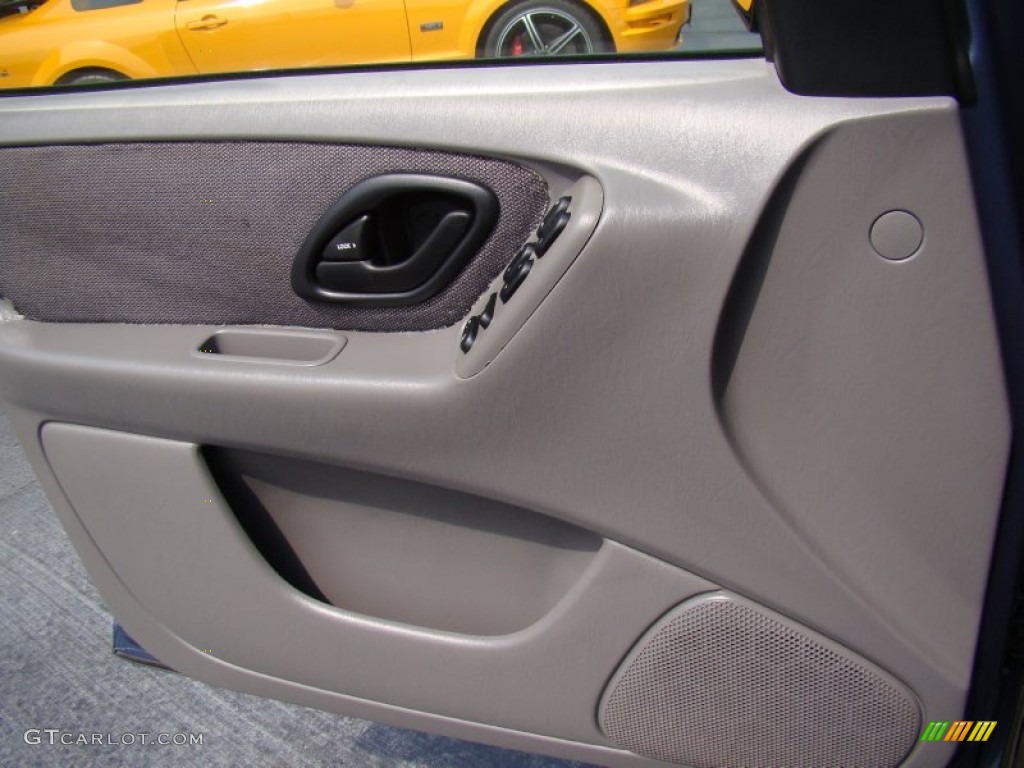 2001 Escape XLT V6 4WD - Medium Wedgewood Blue Metallic / Medium Graphite Grey photo #18