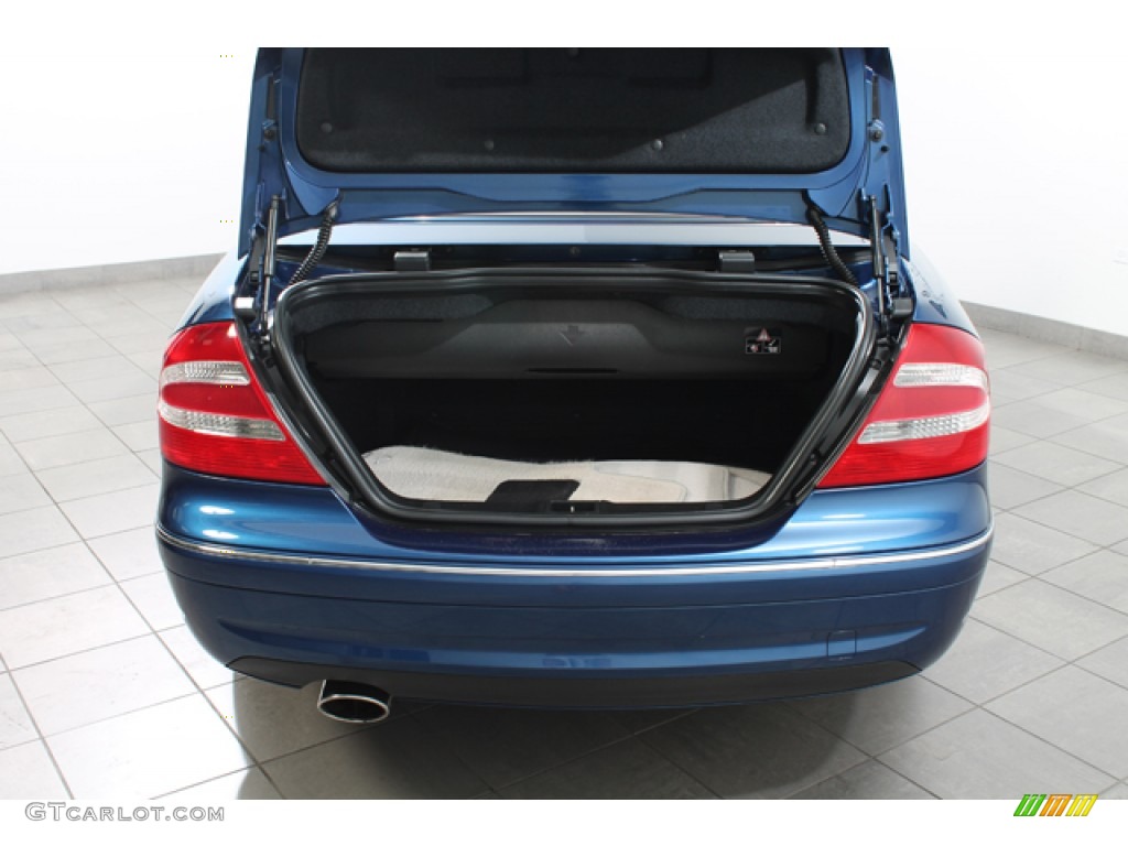 2005 Mercedes-Benz CLK 500 Cabriolet Trunk Photos