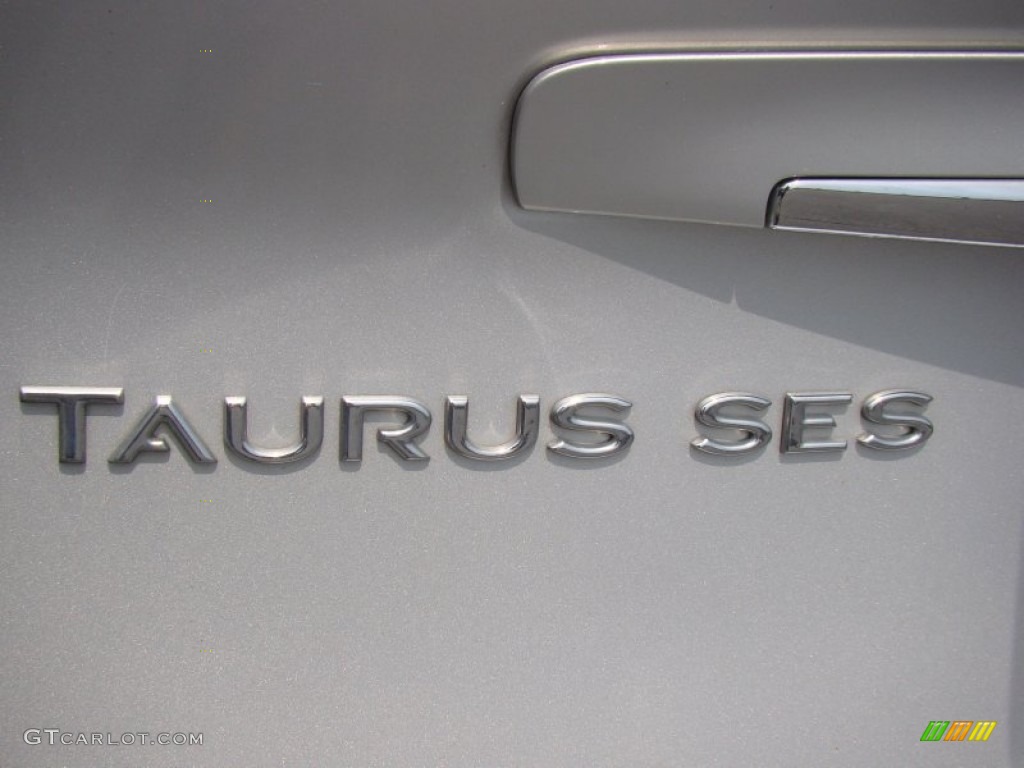 2002 Taurus SES - Silver Frost Metallic / Medium Graphite photo #30