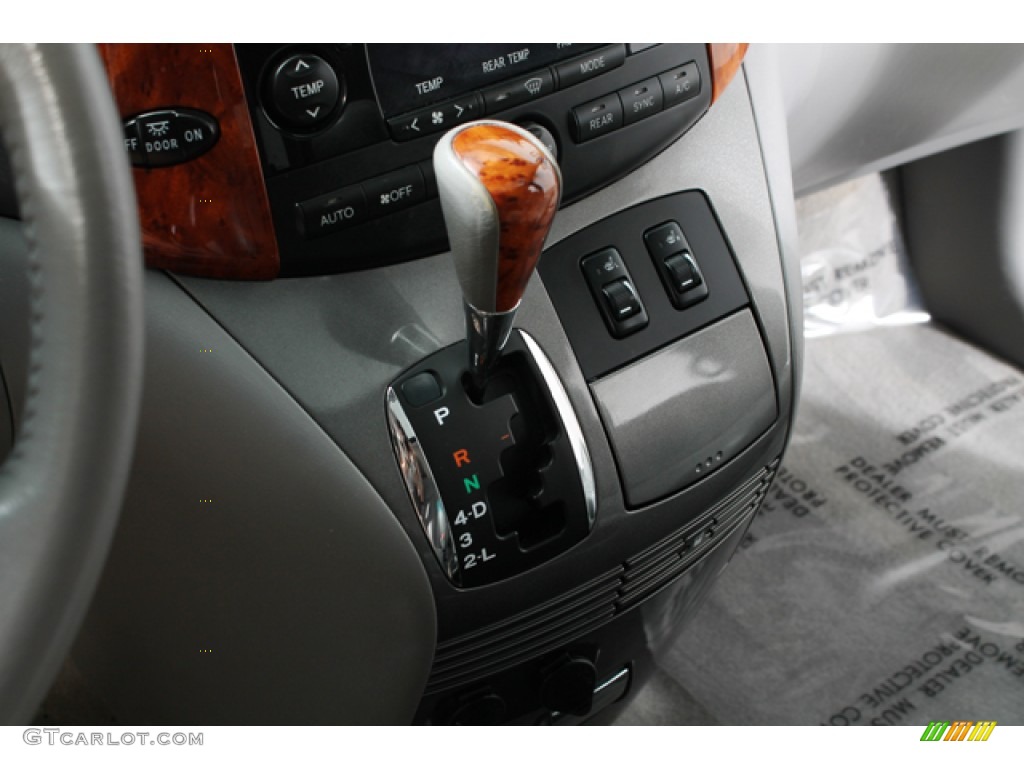 2007 Toyota Sienna XLE Limited AWD Transmission Photos