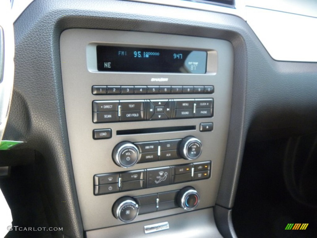 2010 Ford Mustang V6 Premium Coupe Controls Photo #67678870