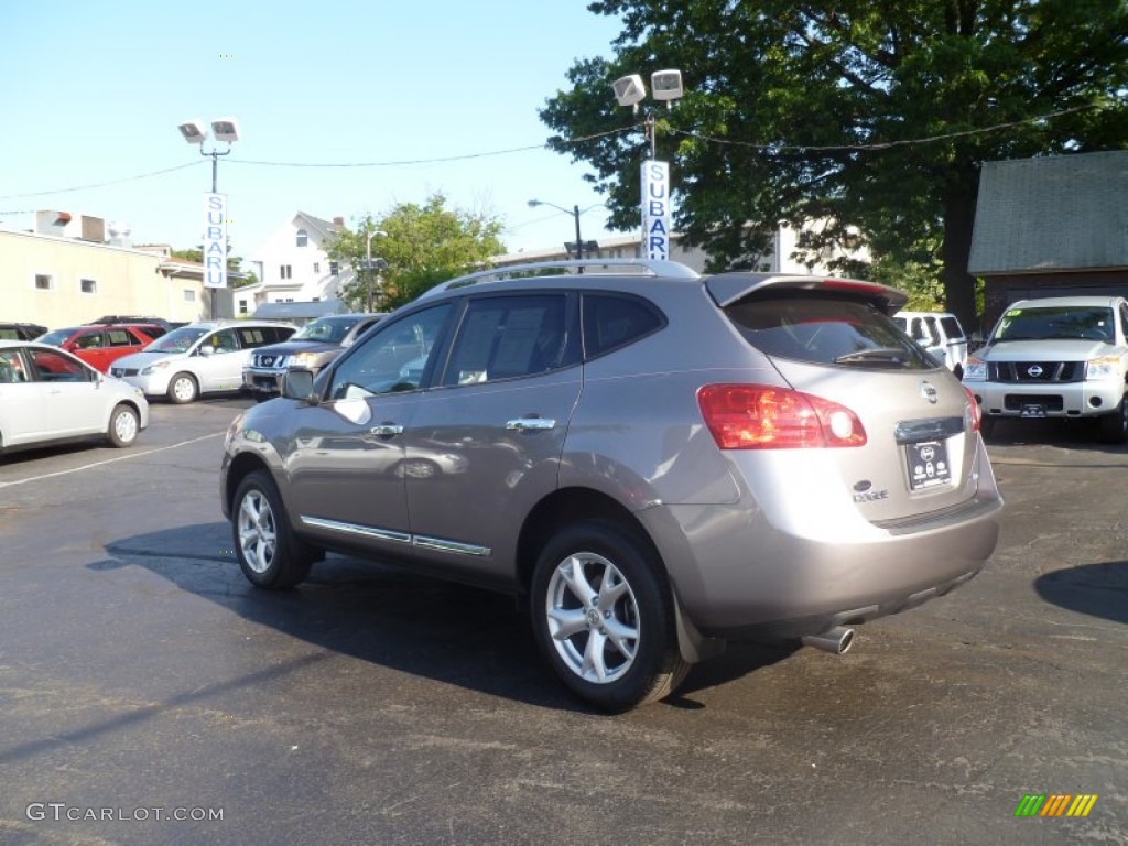 2011 Rogue SV AWD - Gotham Gray Metallic / Black photo #10