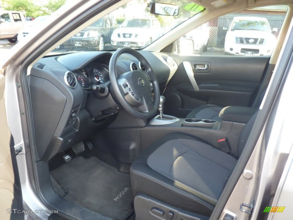 2011 Rogue SV AWD - Gotham Gray Metallic / Black photo #17