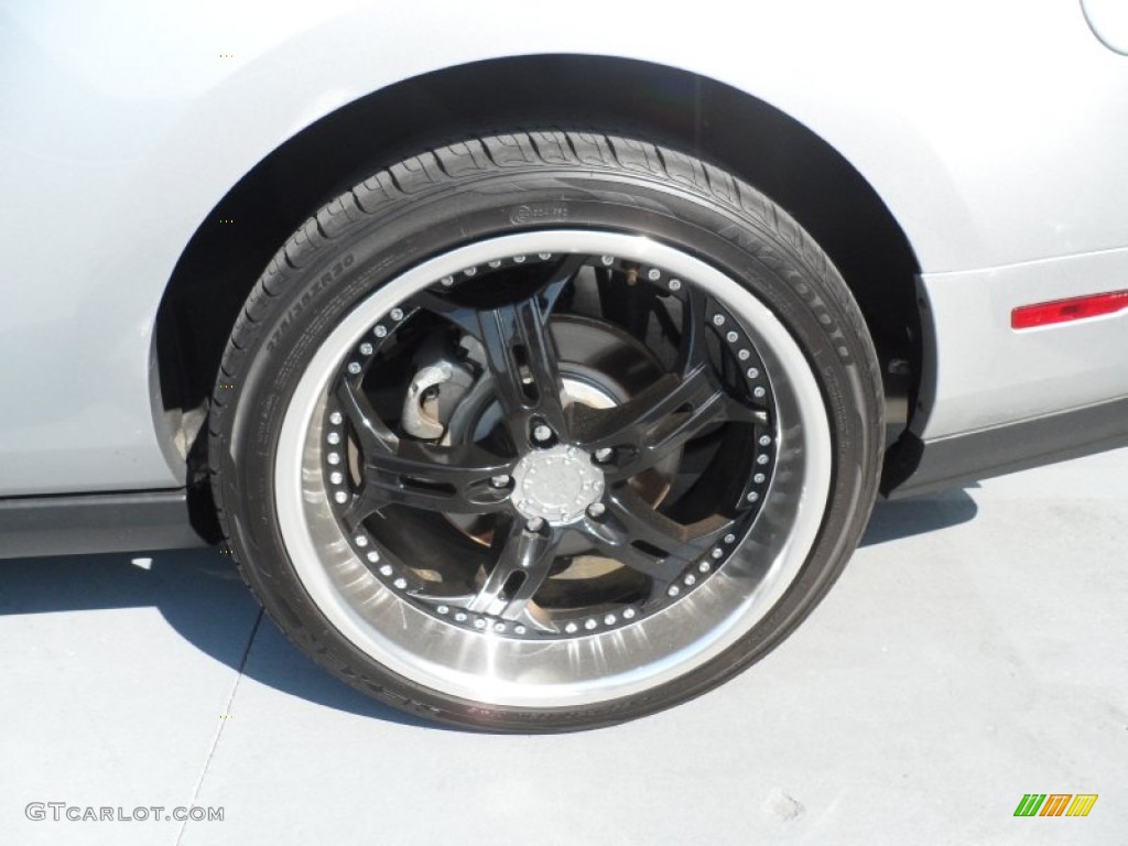 2011 Mustang GT Premium Coupe - Ingot Silver Metallic / Charcoal Black photo #11