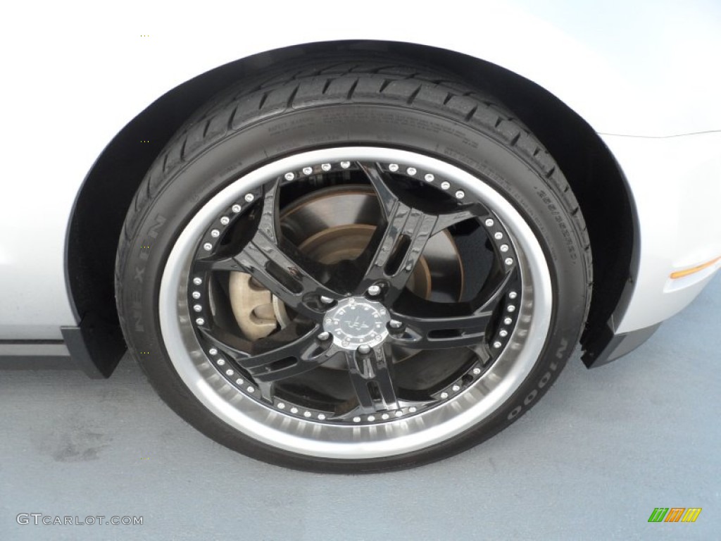 2011 Mustang GT Premium Coupe - Ingot Silver Metallic / Charcoal Black photo #13