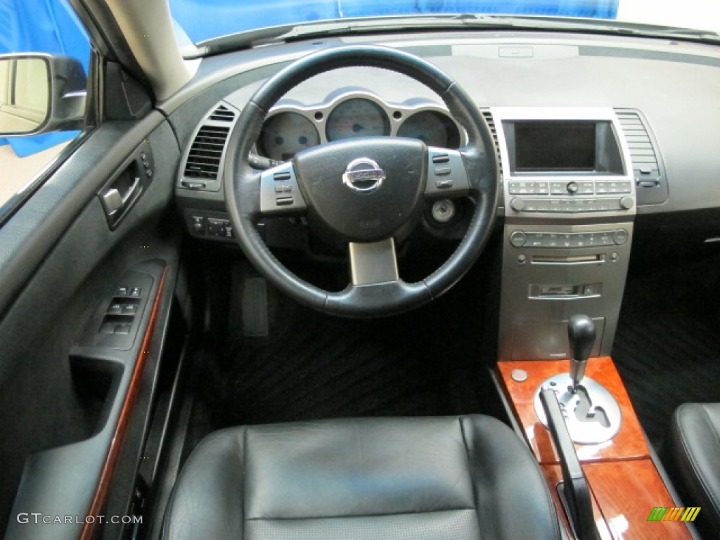 2004 Nissan Maxima 3.5 SL Black Dashboard Photo #67690561