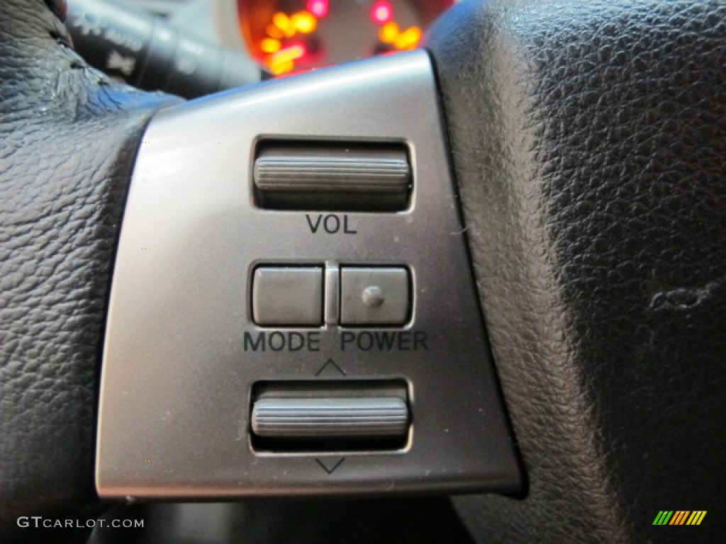 2004 Nissan Maxima 3.5 SL Controls Photo #67690697