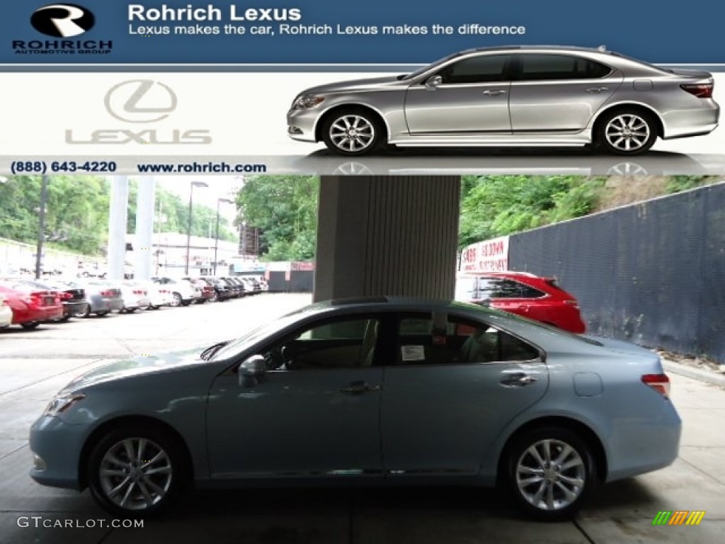 Cerulean Blue Metallic Lexus ES