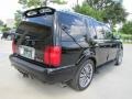 2001 Black Clearcoat Lincoln Navigator   photo #10
