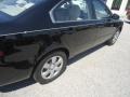 Ebony Black - Optima LX Photo No. 37