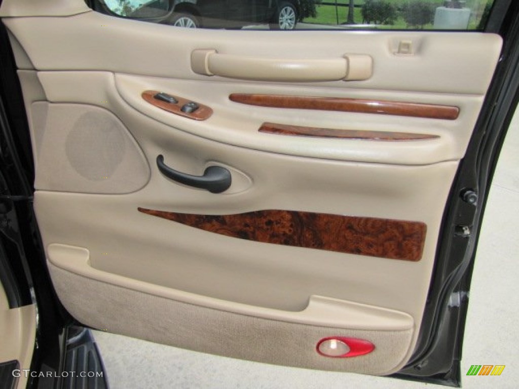 2001 Lincoln Navigator Standard Navigator Model Medium Parchment Door Panel Photo #67695523