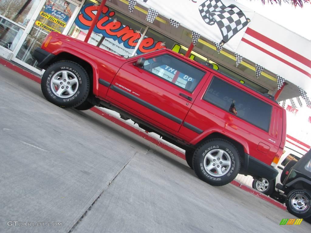 2000 Cherokee Sport 4x4 - Flame Red / Agate Black photo #2