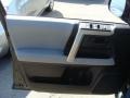 Black - 4Runner SR5 4x4 Photo No. 6