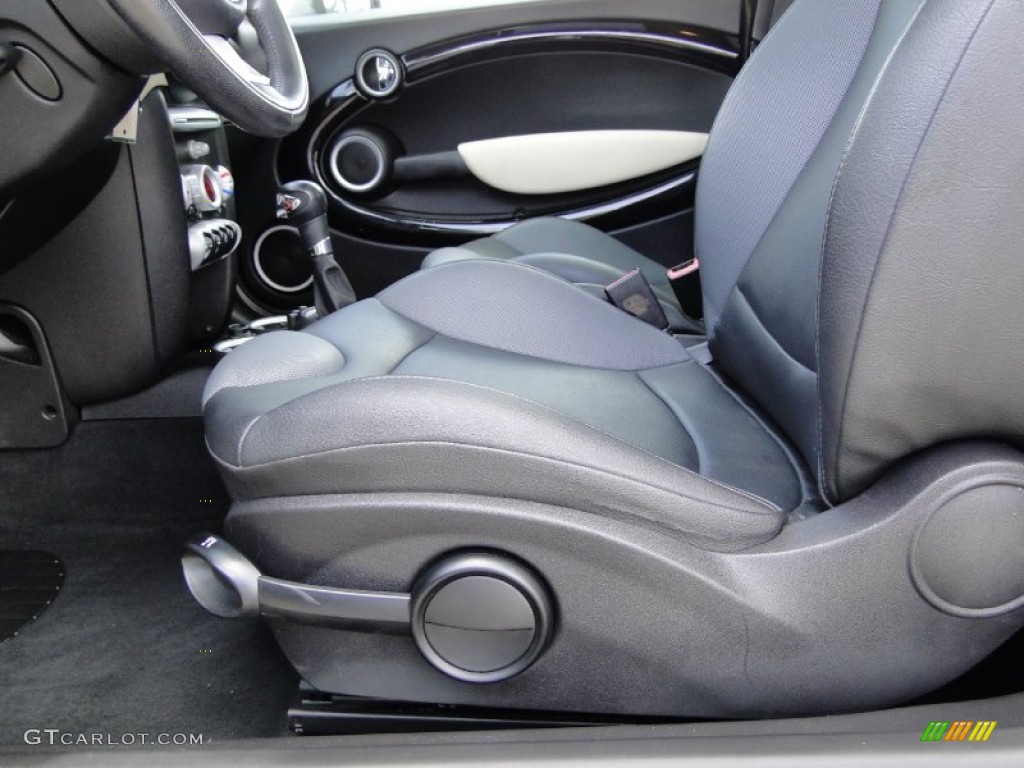 2007 Mini Cooper S Hardtop Front Seat Photo #67698156