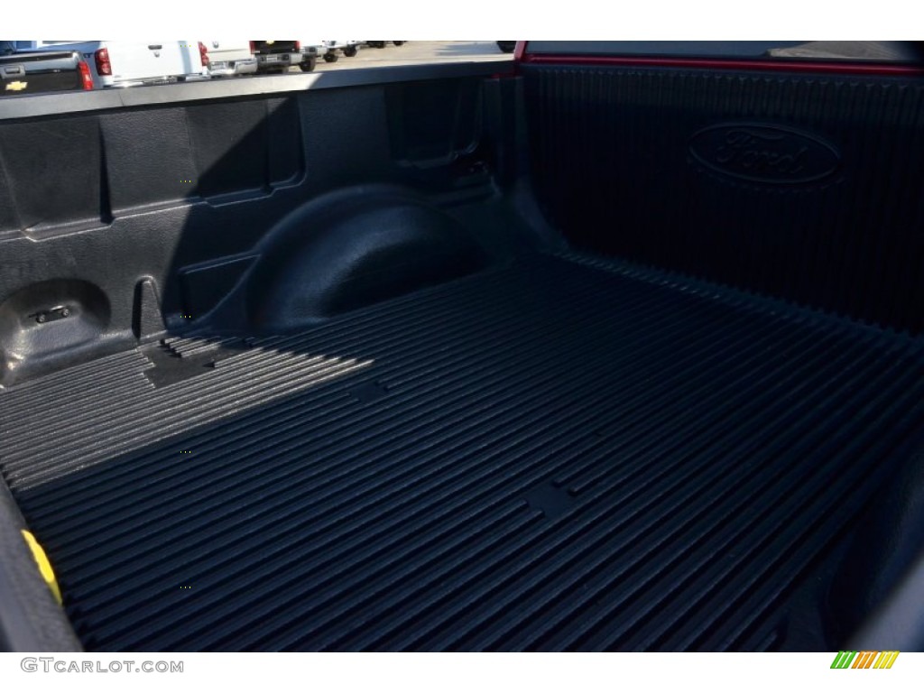 2010 F150 XLT SuperCrew - Red Candy Metallic / Tan photo #8