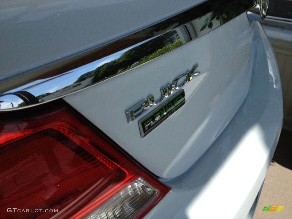 2011 Buick Regal CXL Turbo Marks and Logos Photo #67699231