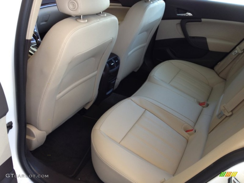 Cashmere Interior 2011 Buick Regal CXL Turbo Photo #67699253