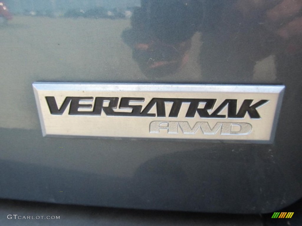 2005 Pontiac Montana SV6 AWD Marks and Logos Photos
