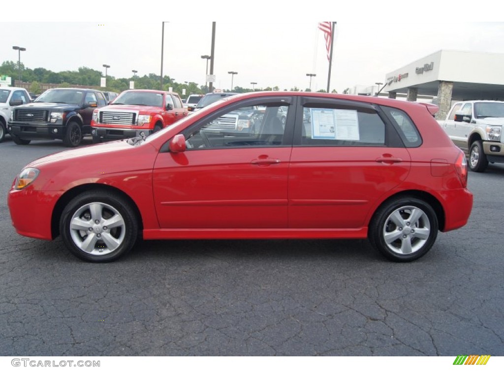 2008 Spectra 5 SX Wagon - Classic Red / Black photo #5