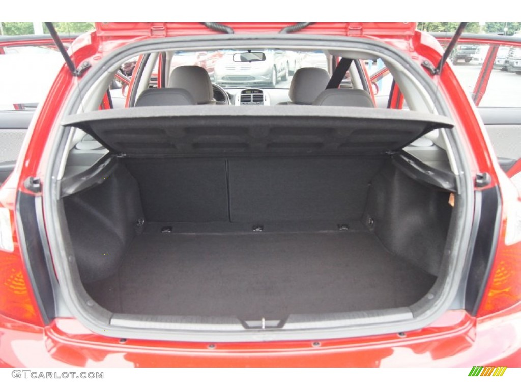 2008 Spectra 5 SX Wagon - Classic Red / Black photo #10