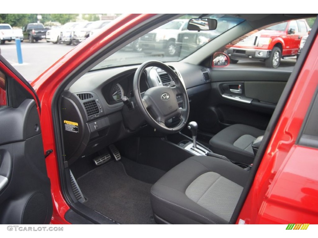 2008 Spectra 5 SX Wagon - Classic Red / Black photo #22